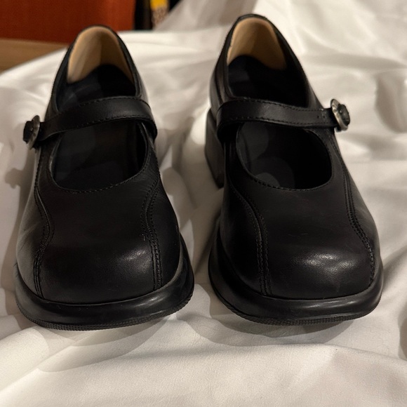 Dansko-Classic Black Mary Jane Shoes - Picture 1 of 13